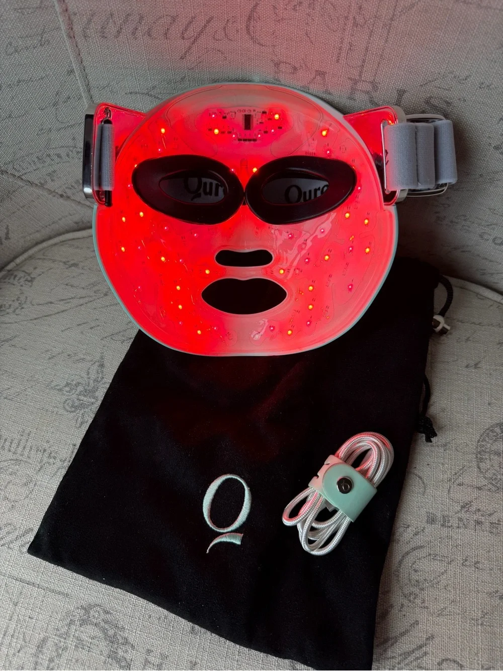 Qure LED Face Mask